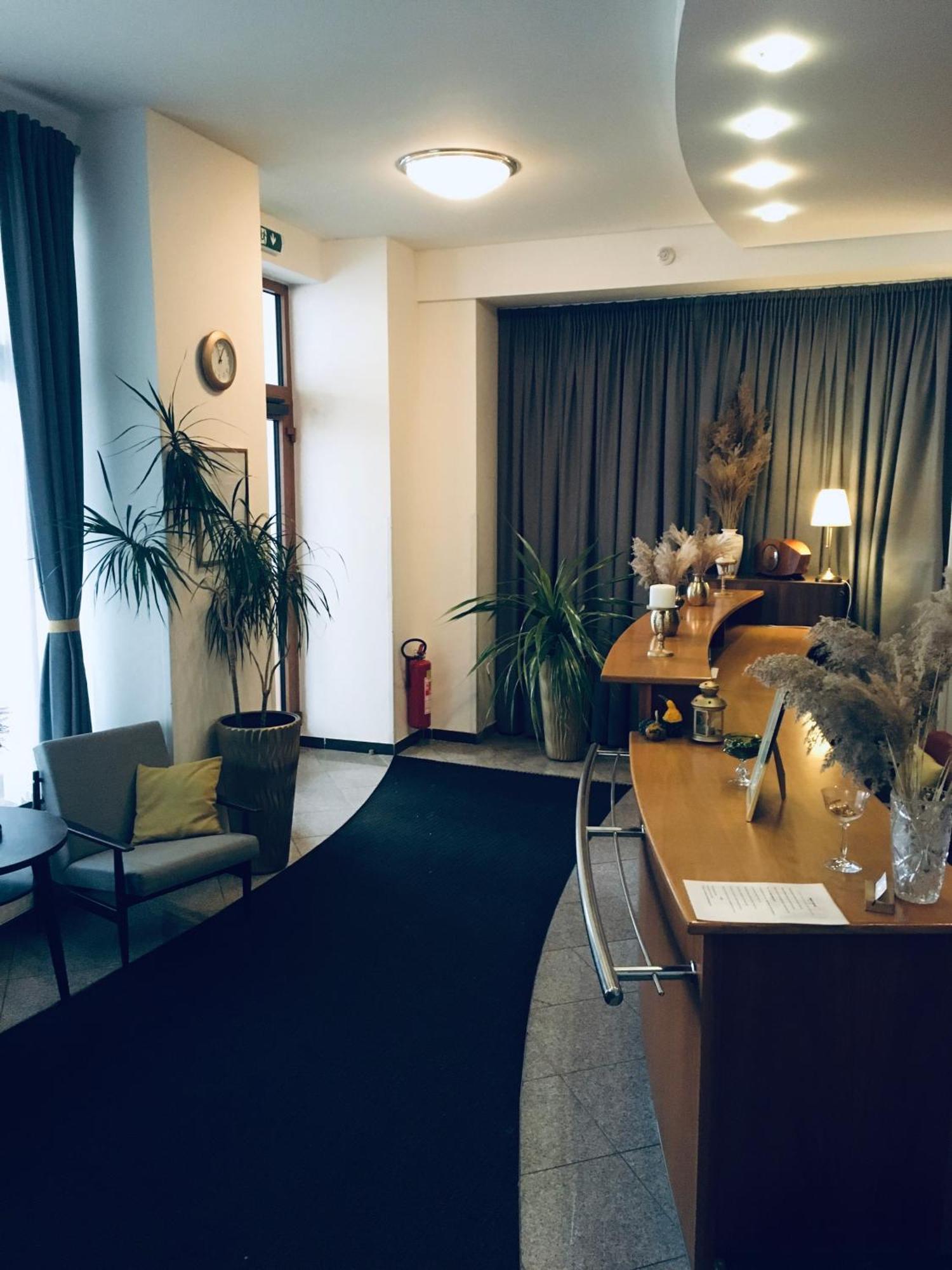 Penzion Hotelu Central Dvůr Králové nad Labem Eksteriør bilde