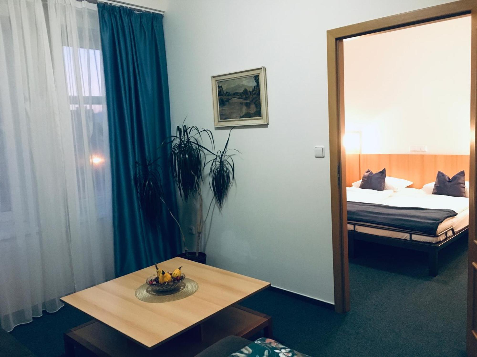 Penzion Hotelu Central Dvůr Králové nad Labem Eksteriør bilde