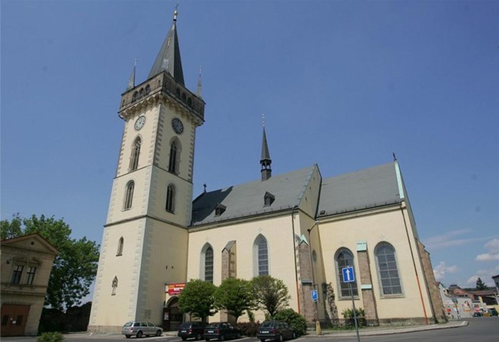 Penzion Hotelu Central Dvůr Králové nad Labem Eksteriør bilde